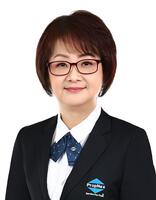 Roxine Ang