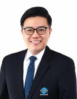 Derrick Wang