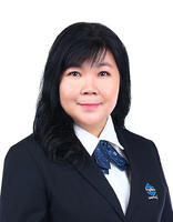 Lorraine Lum