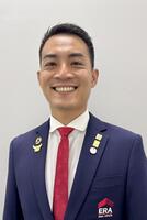 Simon Ang
