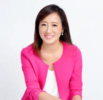 Lois Ho