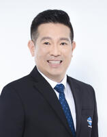 Desmond Tan