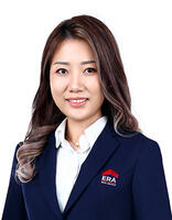 Esther Zou