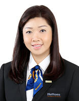 Dewi Tan