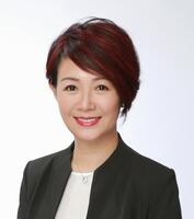 Polly Ning 甯麗雄