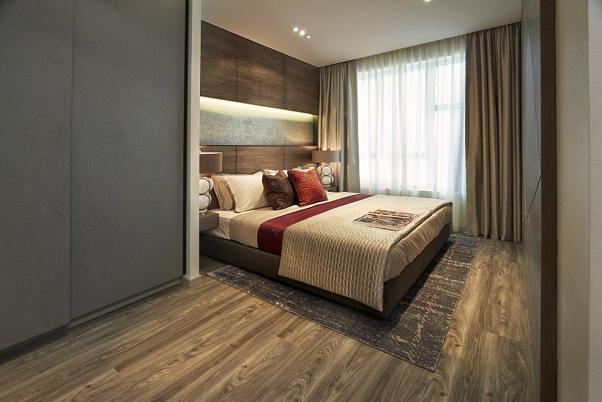 brownstone-4-BR-master-bedroom.original.jpg