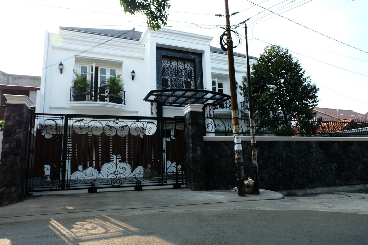Rumah Pinang Raya dijual  Rumah.com