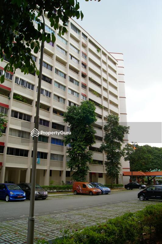 526 Hougang Avenue 6 #0