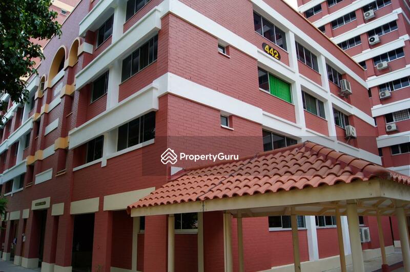 442 Hougang Avenue 8 #0