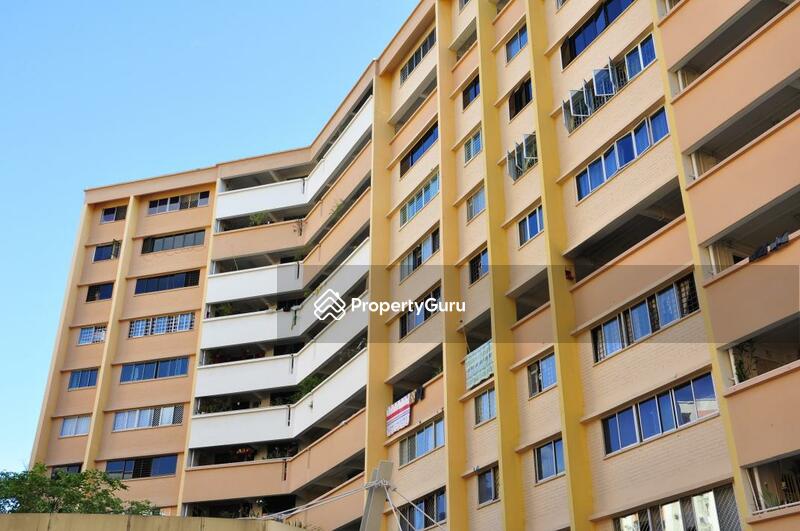 617 Hougang Avenue 8 #0