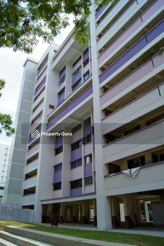 660 Hougang Avenue 8 #0