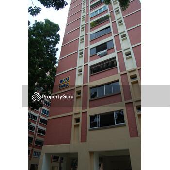 221 Pasir Ris Street 21