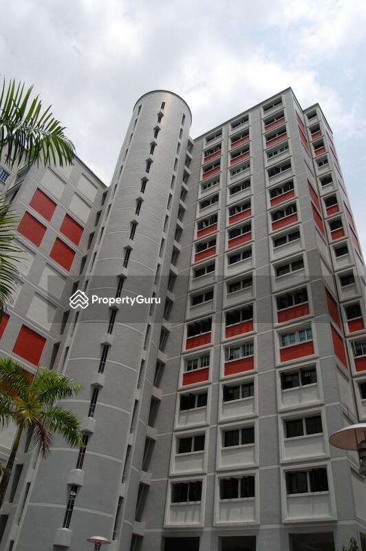 892A Tampines Avenue 8 #0