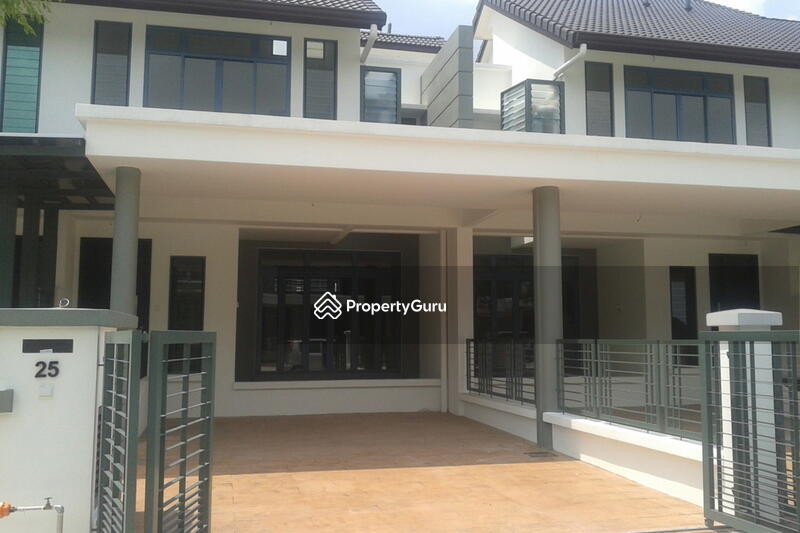 Fern Lane Denai Alam details, 3storey terraced house for sale and