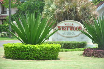 Pakuwon City Cluster Villa Westwood