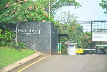 Bukit Golf Cluster Riverside Residence 1