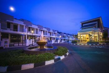 Stramax Residences