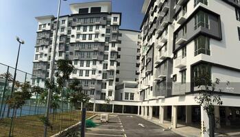 Suria Apartment @ Kota Damansara