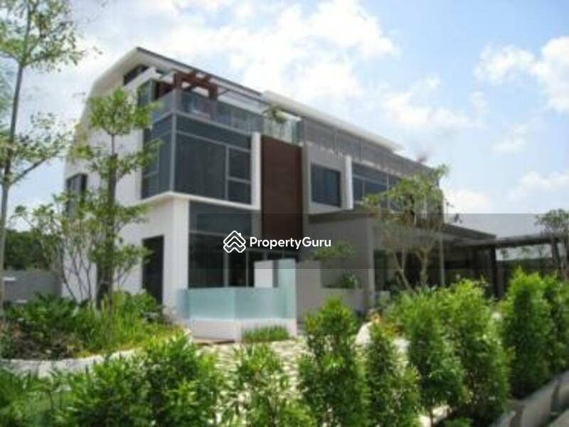 Hillcrest Villa Cluster House Details in Newton / Novena